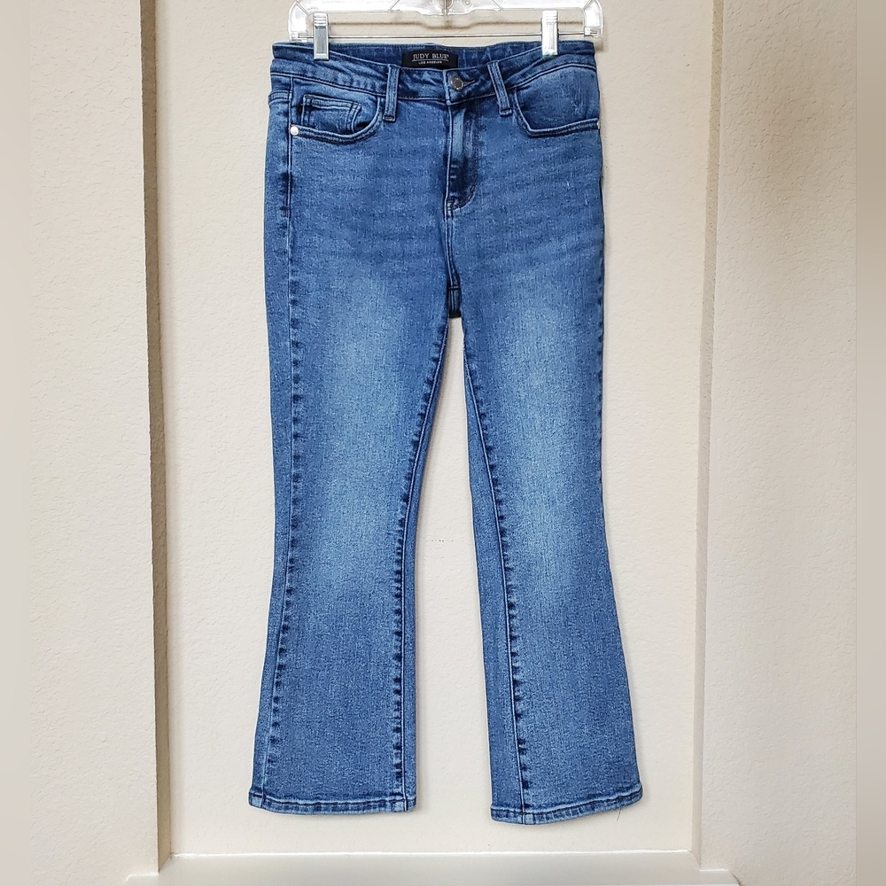 Judy Blue Ladies Slightly Flared Denim Jeans.  Size 7